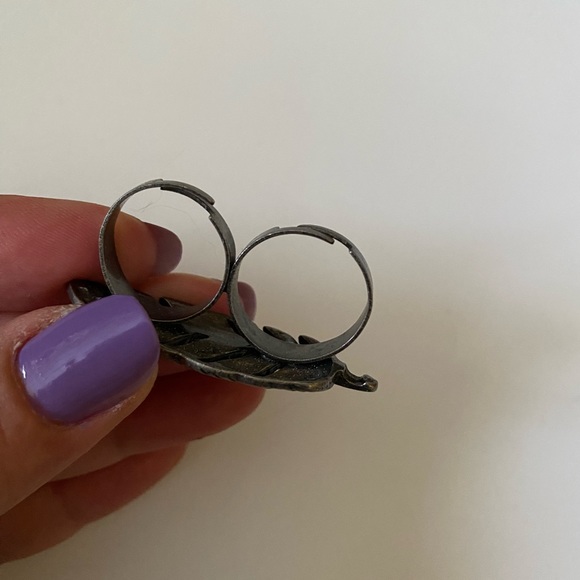 Metal Antique look Leaf Two Finger Crystal Open/Adj. Cuff Ring - Picture 6 of 10